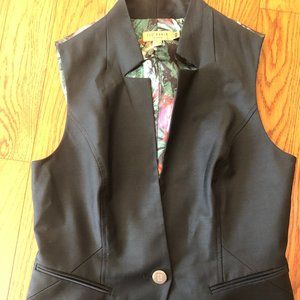 Ted Baker Vest Size 3 (US 8)